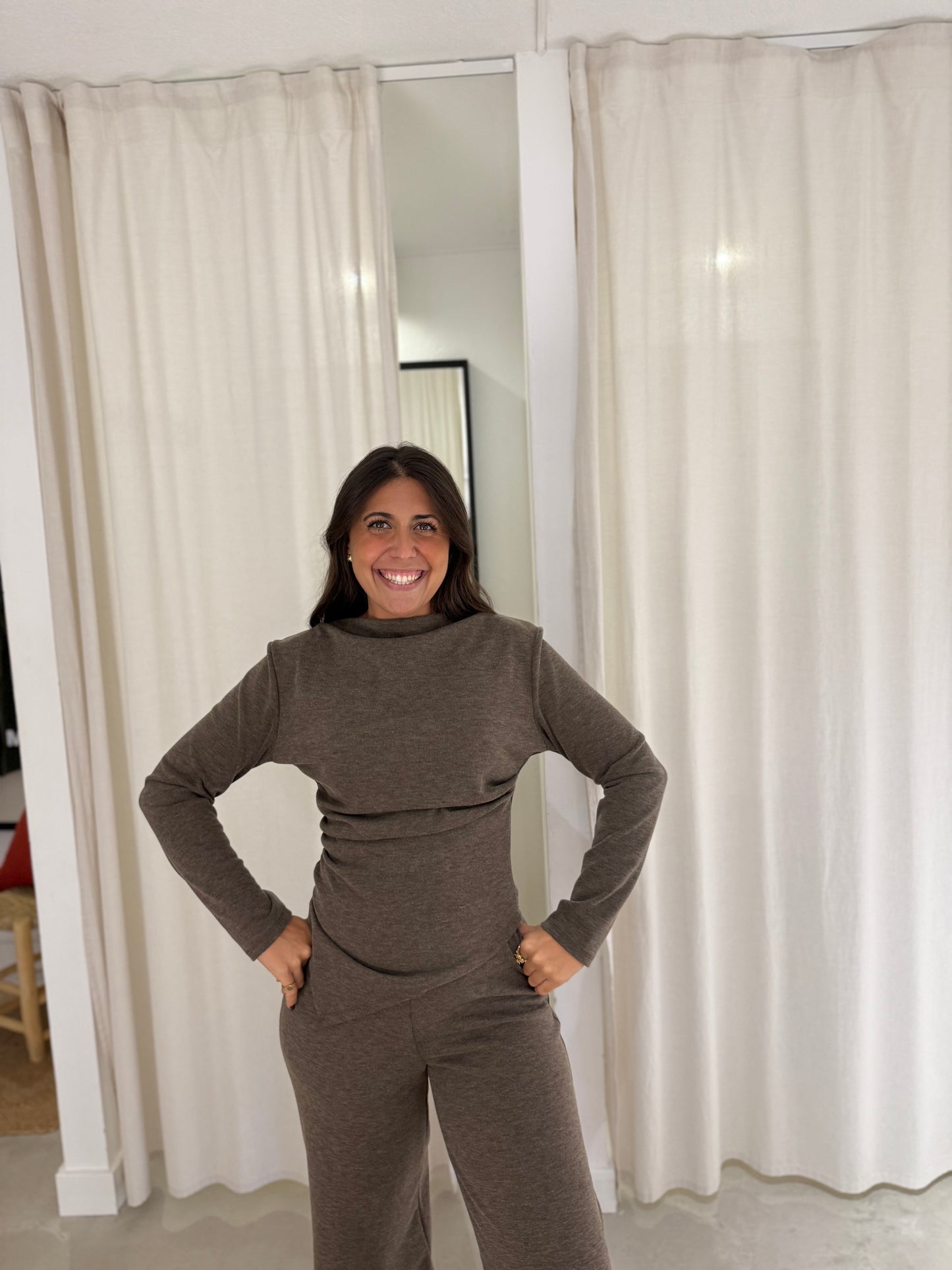 Conjunto “ALEXANDRA”