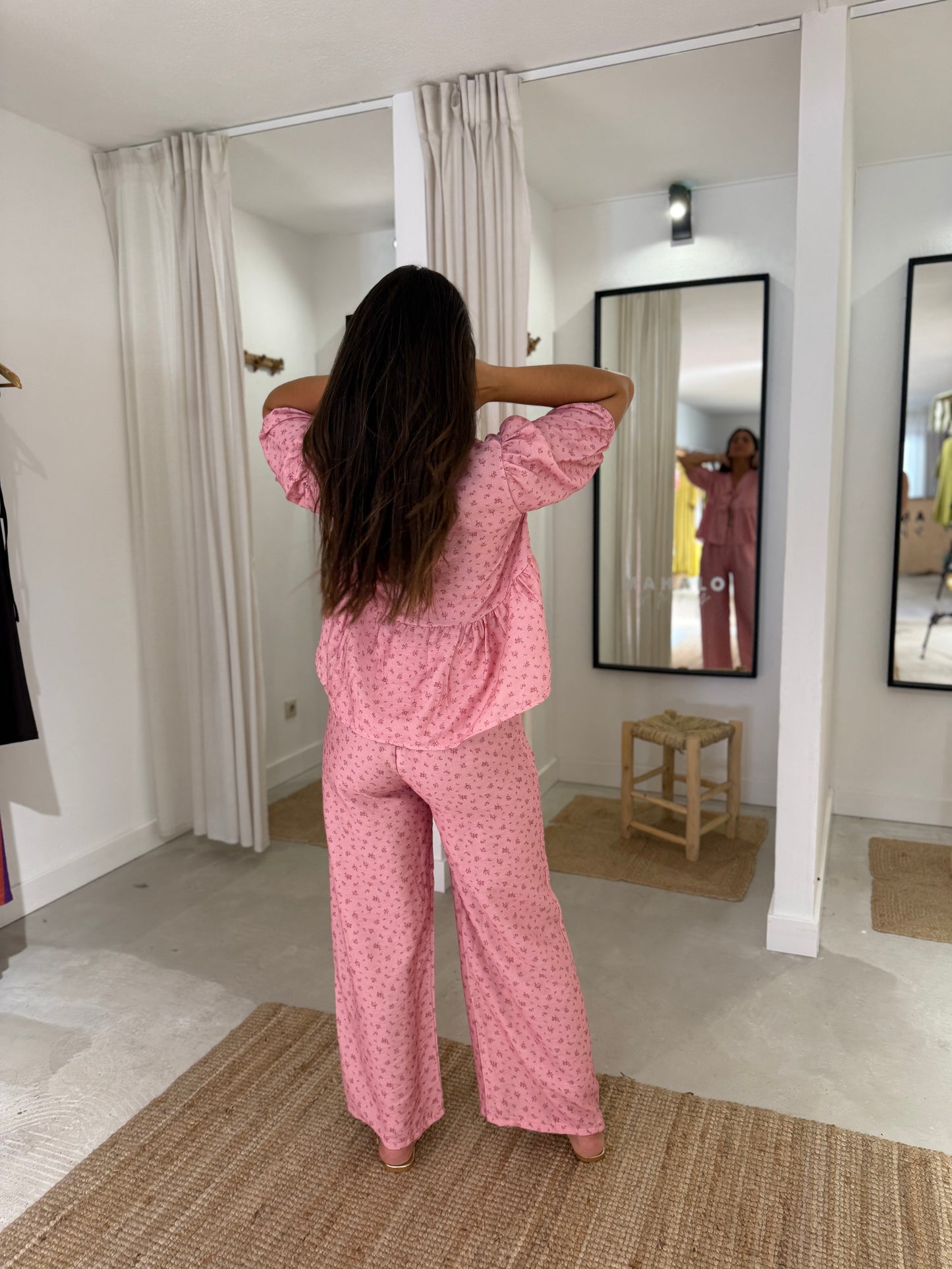 Conjunto “VÍRGINIA”