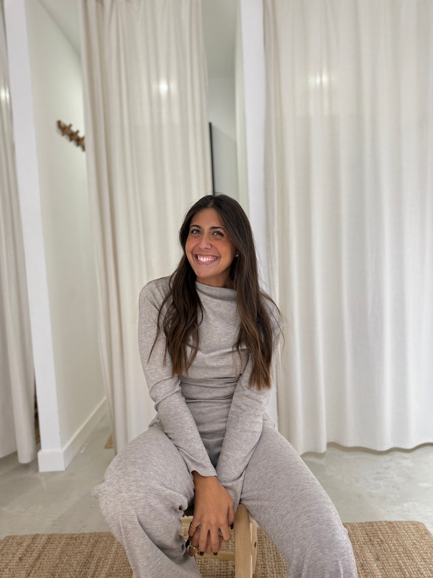 Conjunto “ALEXANDRA”