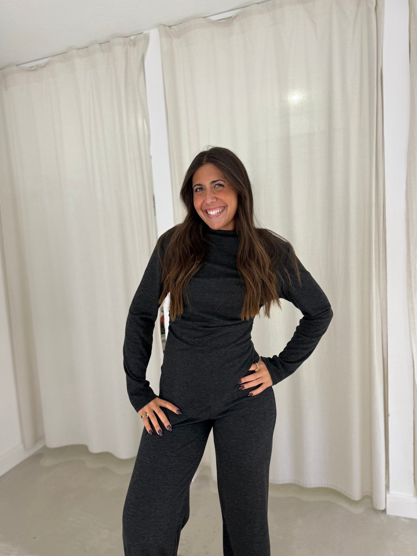 Conjunto “ALEXANDRA”