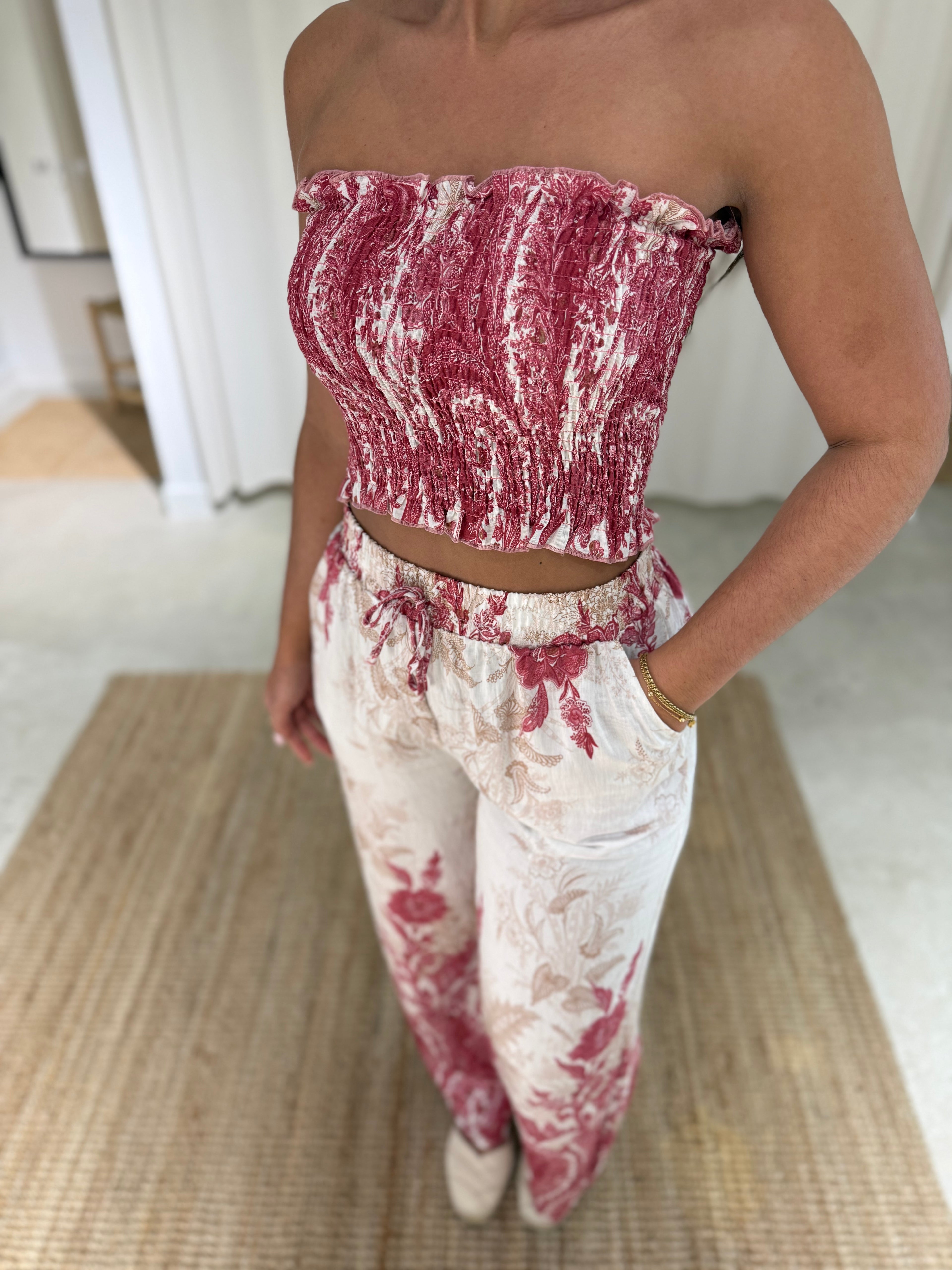 Conjunto “FILOMENA”
