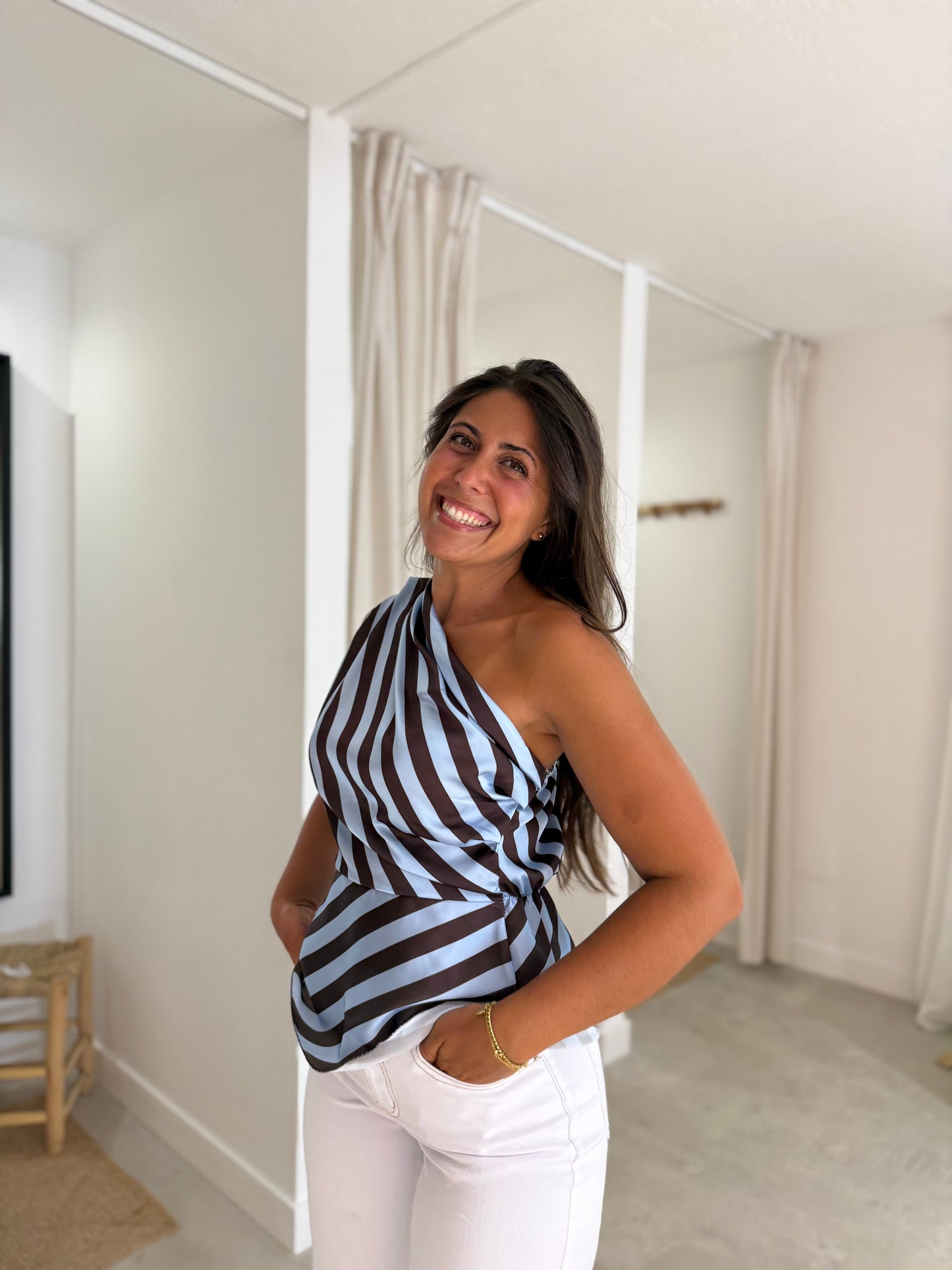 Top “AMÉLIA”